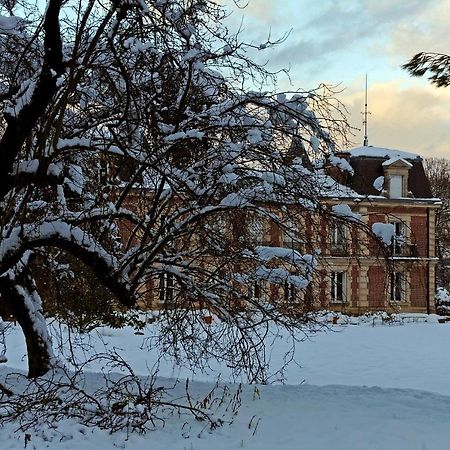 Chateau Le Quesnoy Chevrieres  Екстериор снимка