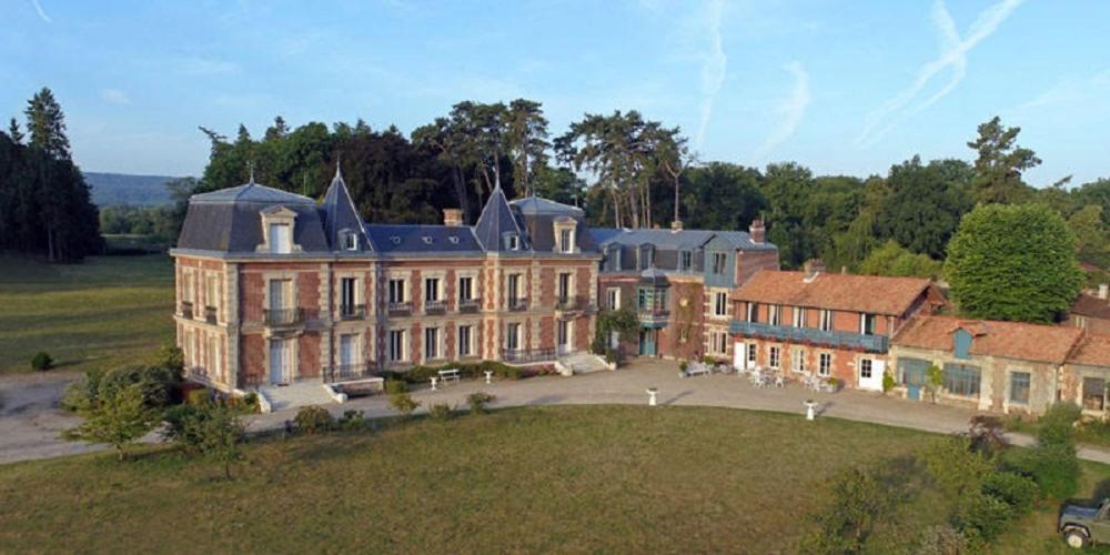 Chateau Le Quesnoy Chevrieres  Екстериор снимка