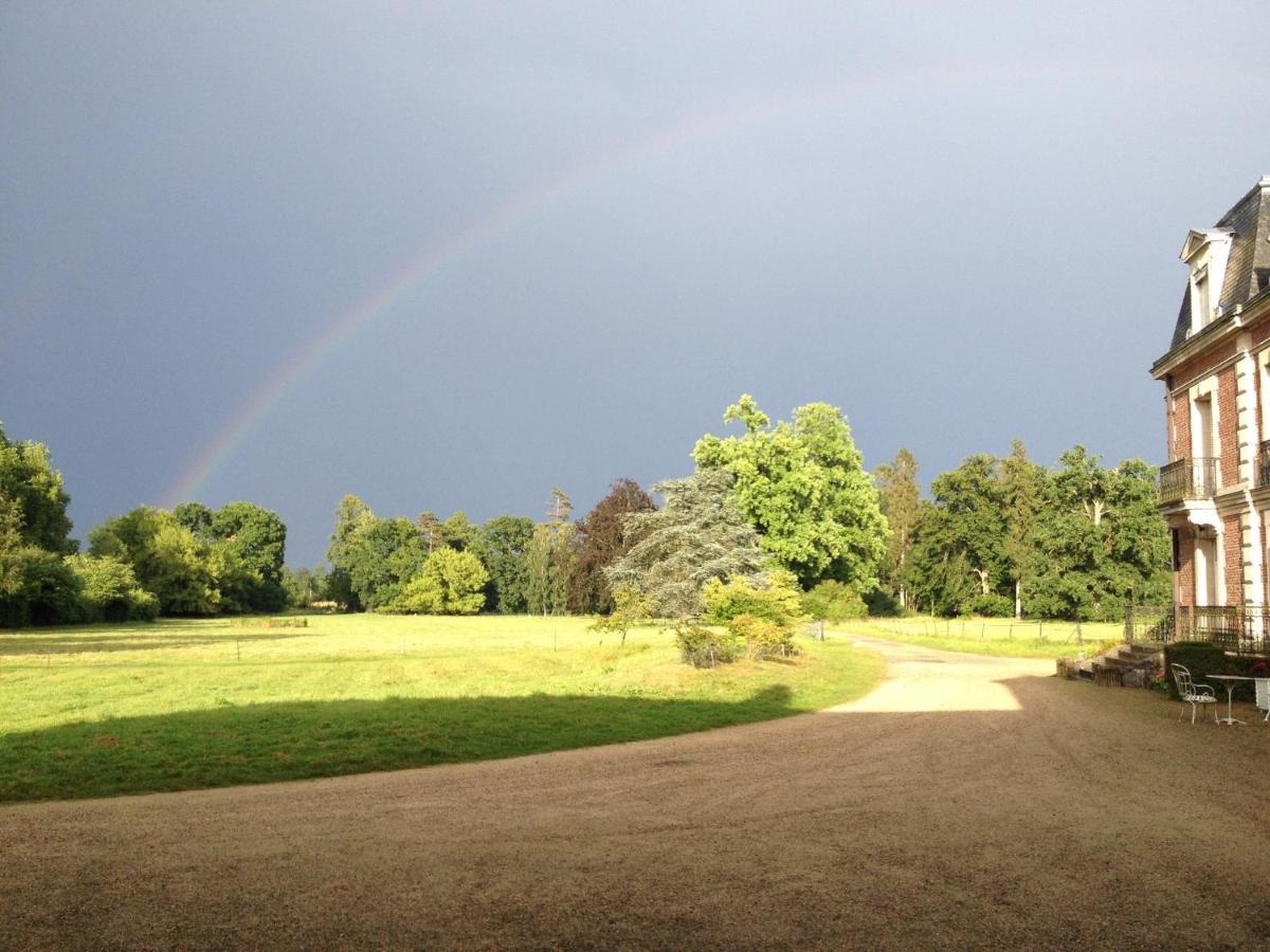 Chateau Le Quesnoy Chevrieres  Екстериор снимка